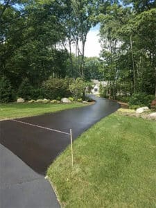 sealcoating residential driveway